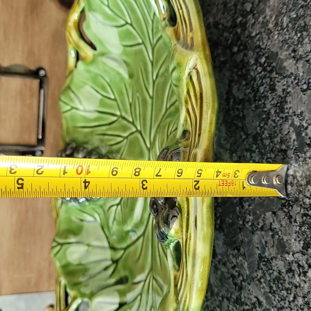 Vintage J. Willifred Hand Crafted Grape Leaves Platter - Picture 9 of 10
